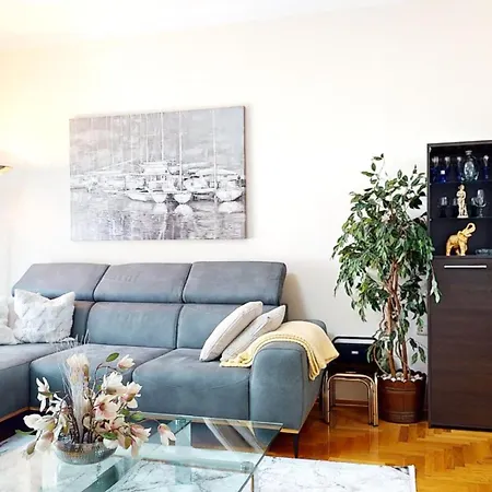 Apartment Stella- Near Center And Bacvice *