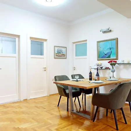 Apartment Stella- Near Center And Bacvice *