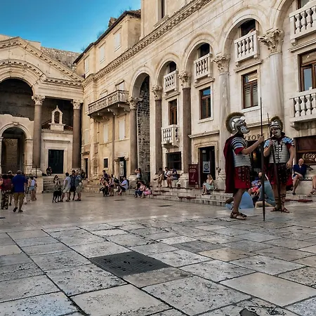 Apartment Stella- Near Center And Bacvice *