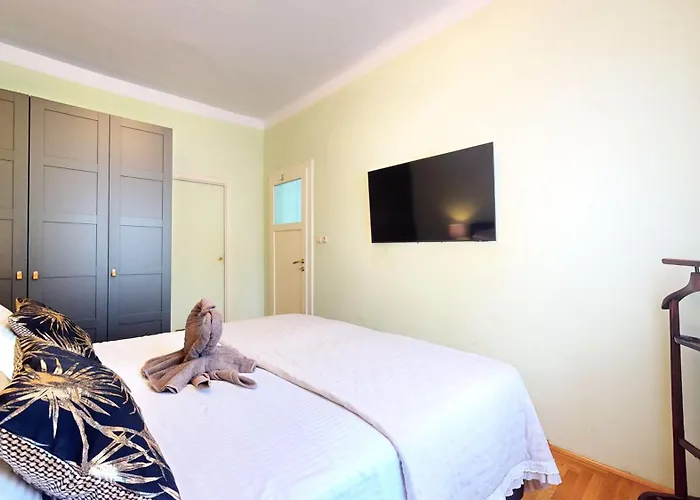 Appartement Stella- Near Center And Bacvice Split