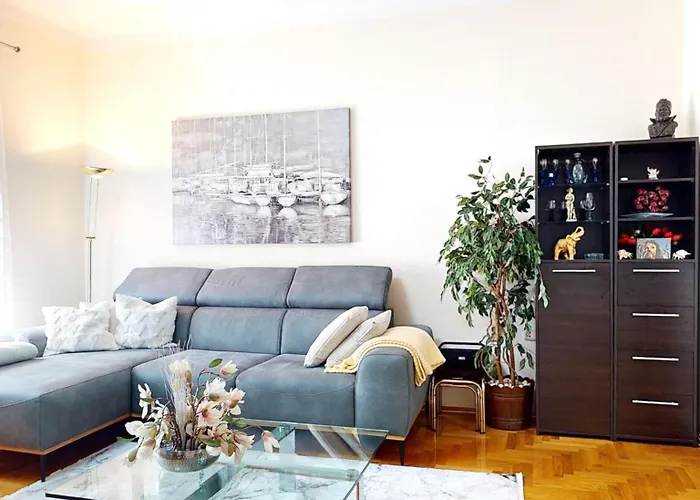 Appartement Stella- Near Center And Bacvice *