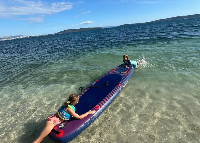 Stella- Near Center And Bacvice * Split